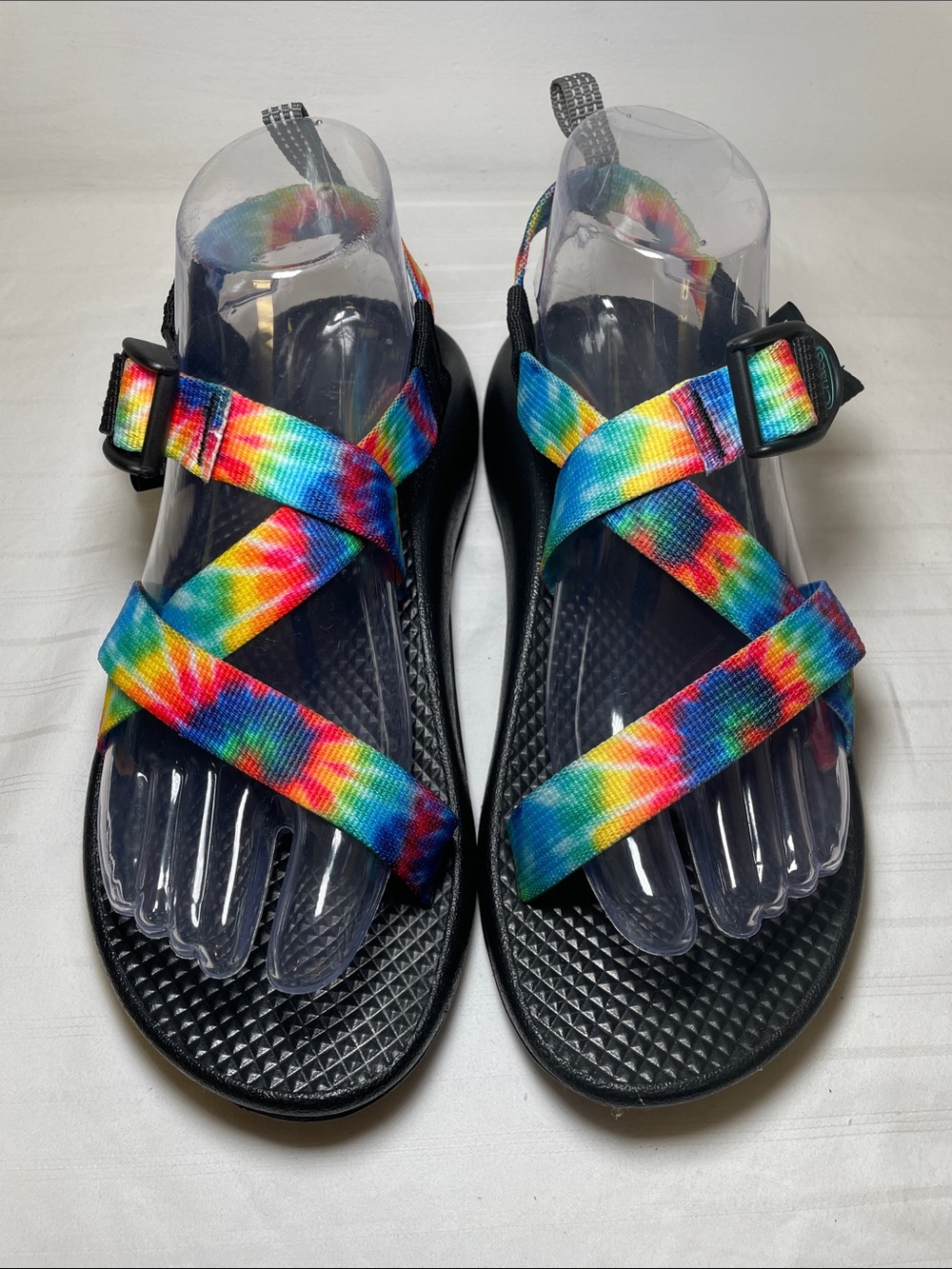 Chaco rainbow tie dye adjustable strap outdoor summer sandals kids size 5